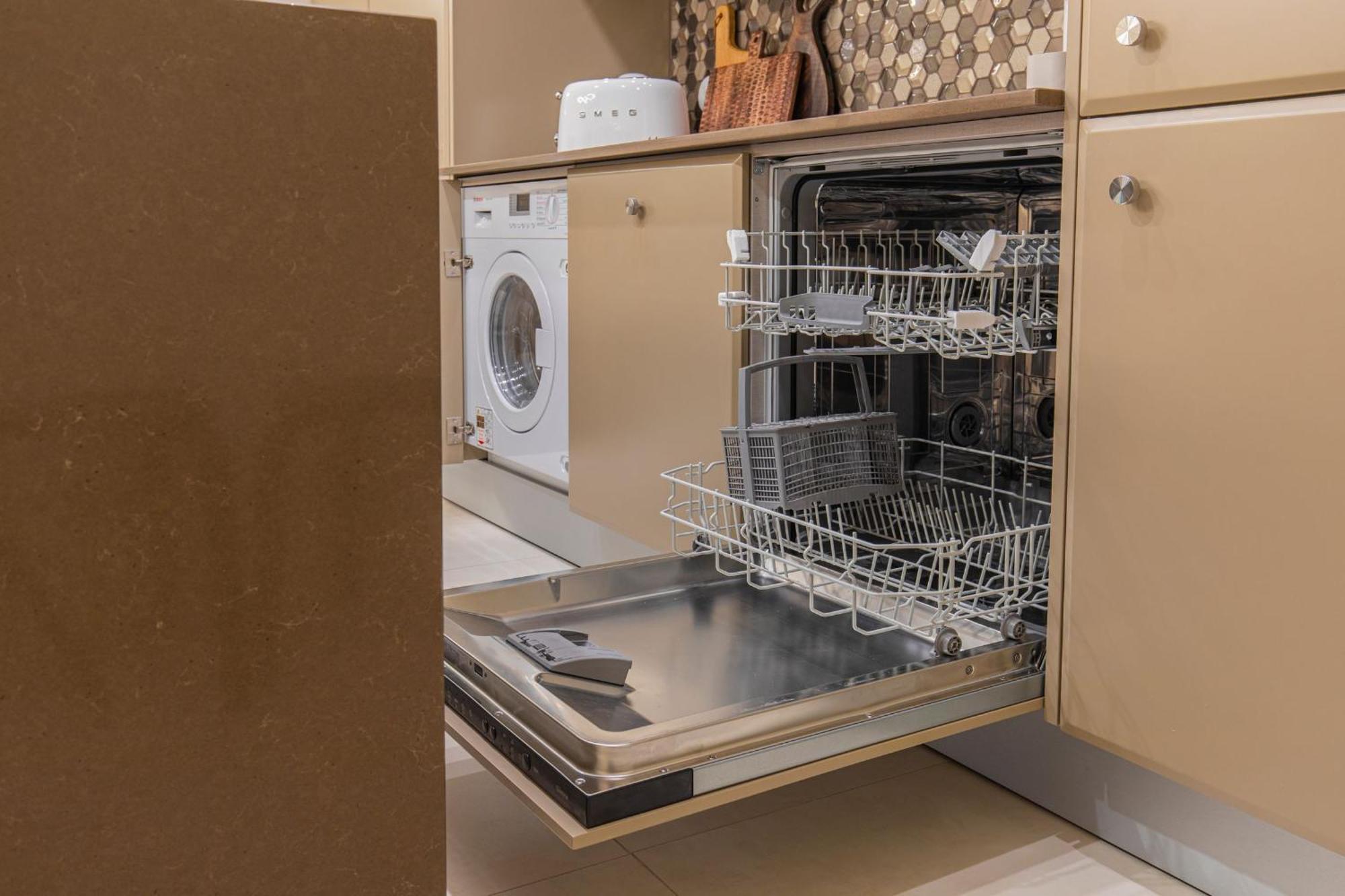 Deluxe 2Bdr Apartment In Carcavelos By Lovelystay المظهر الخارجي الصورة